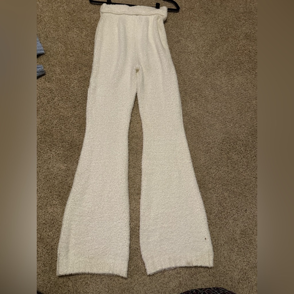 urban outfitters fuzzy white pants